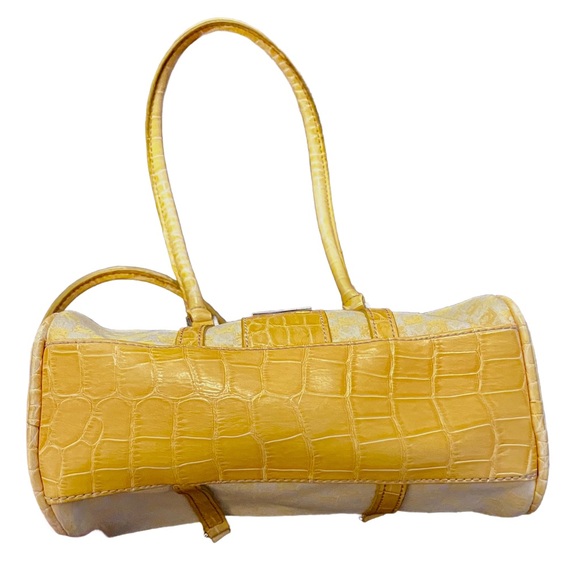 Vtg Y2K Liz Claiborne Golden Yellow Bag. Pre-owned very good Condition. - Picture 3 of 4